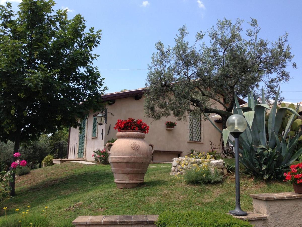 Agriturismo Collerisana Σπολέτο Εξωτερικό φωτογραφία